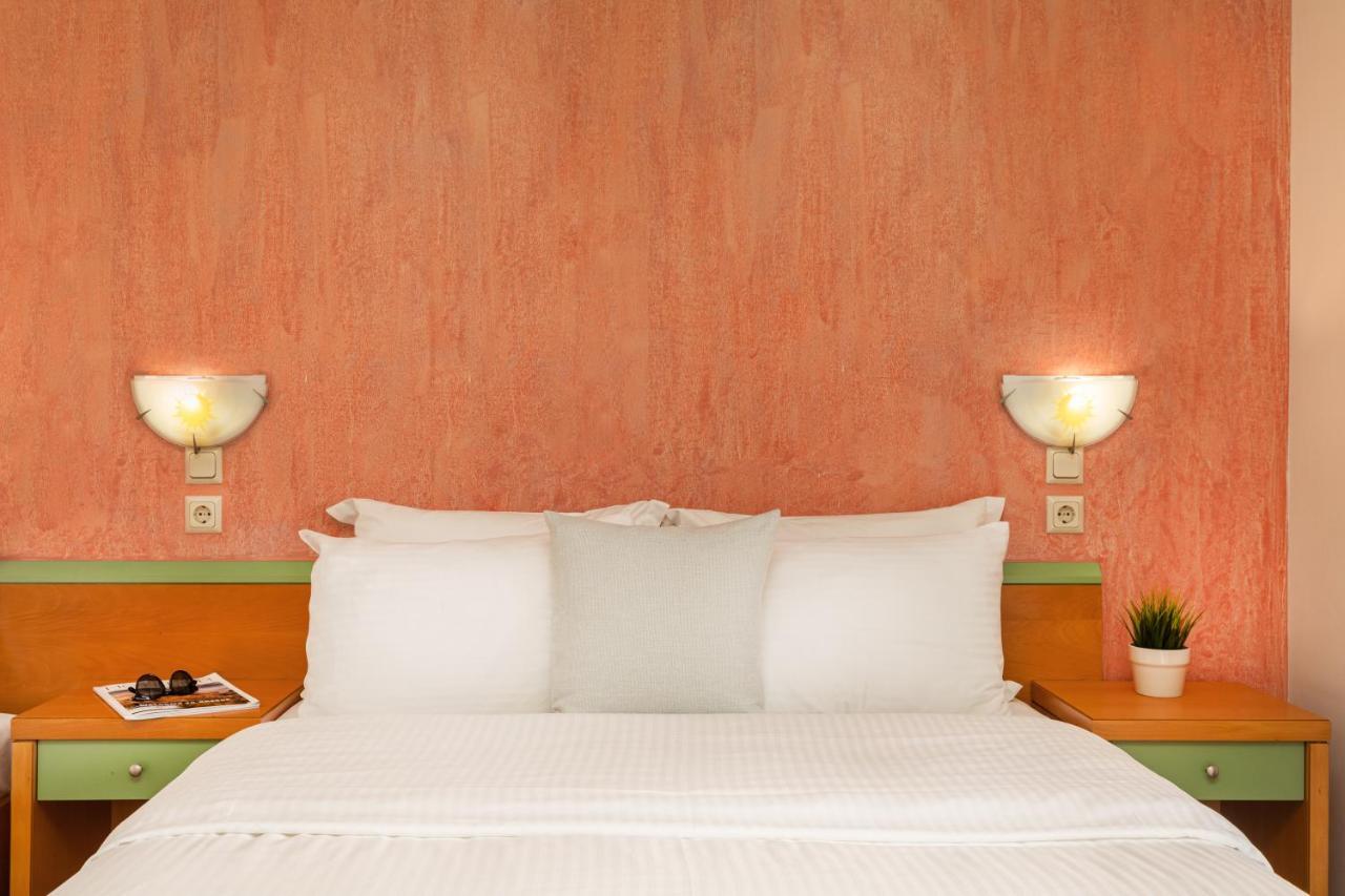 Dias Hotel Platamon ภายนอก รูปภาพ