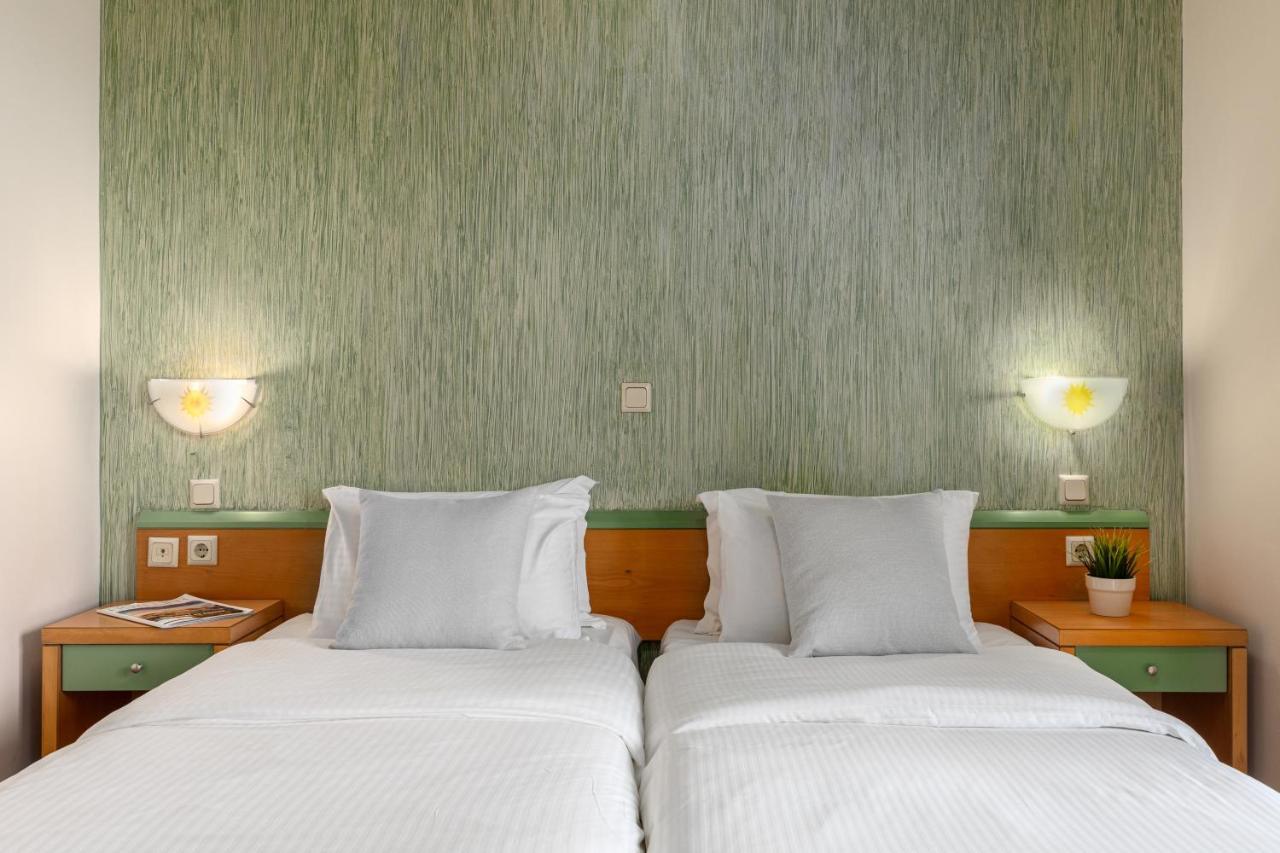 Dias Hotel Platamon ภายนอก รูปภาพ